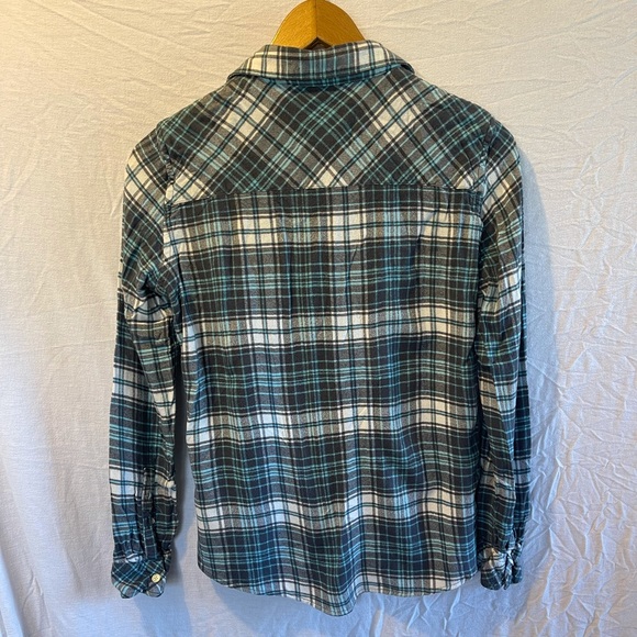 Gap Women’s Blue & Gray Plaid Flannel Shirt - Picture 4 of 5